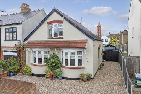 22 Holyrood Drive...