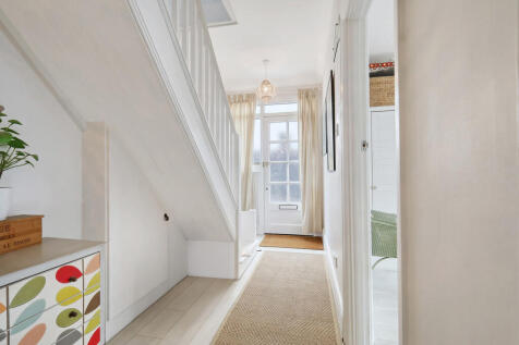 22 Holyrood Drive...