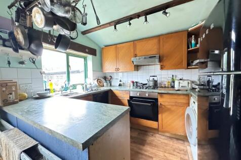 41 Wakering Road ...