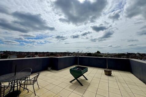 5 Elmtree lodge c...