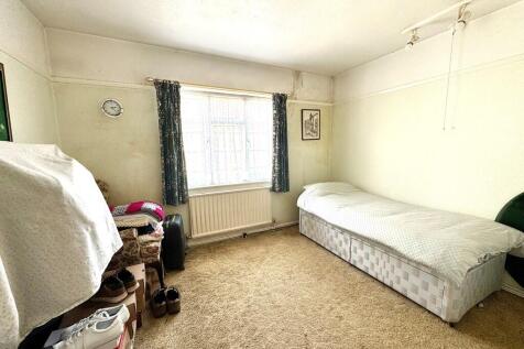 17 Wick chase bed...