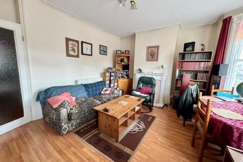 8a Hamlet Road lo...