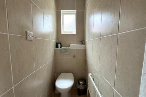 8a Hamlet Road wc