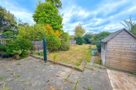 19 Glastonbury Ch...