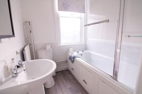 14 Surbiton bathr...