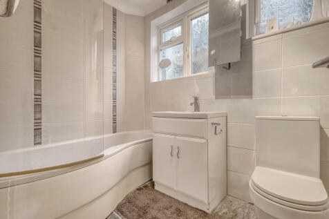 60a St. Johns Roa...