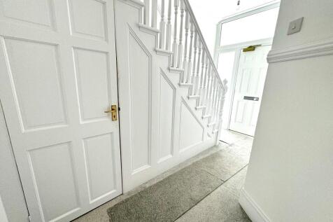 7 Hamstel Road ha...