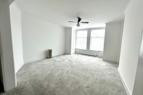 7 Hamstel Road li...