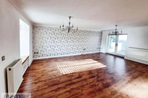 Lounge / Dining Area / Kitchen