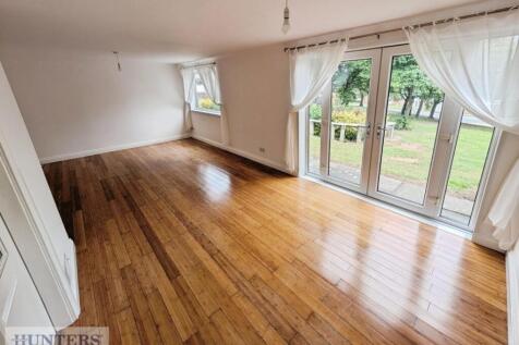 Lounge / Dining Room