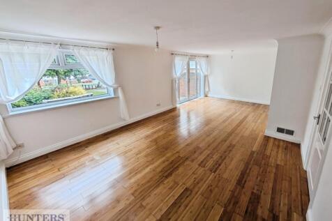 Lounge / Dining Room