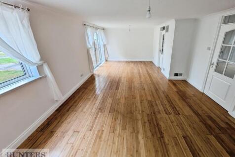 Lounge / Dining Room