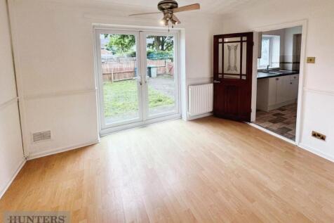 Lounge / Dining Room