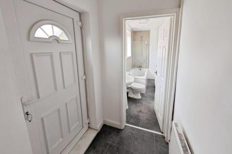 REAR HALLWAY