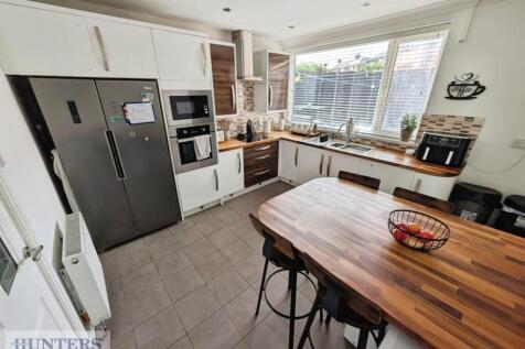 Breakfasting Kitchen
