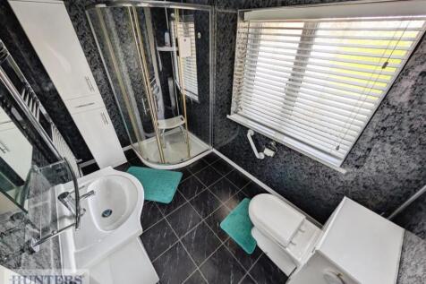 Shower Room W/c