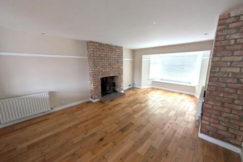 Kitchen / Reception