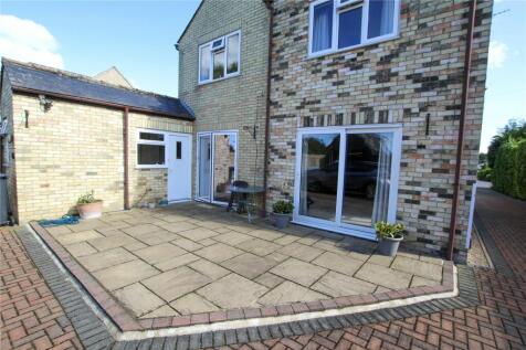 Rear Patio Garden.