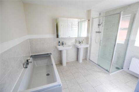 Ensuite Bathroom.