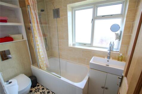 Family Bathroom.