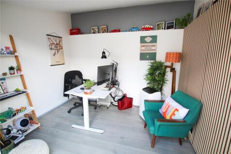 Studio/Office.