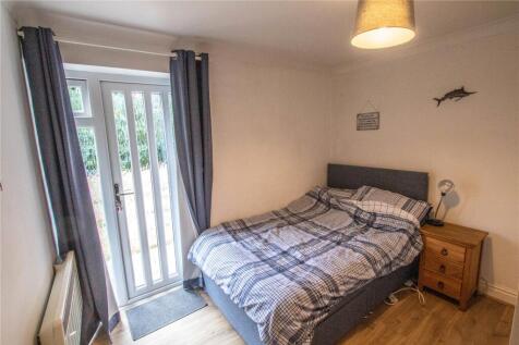 Double Bedroom.