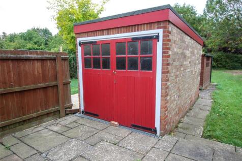 Garage.