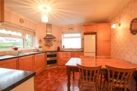 Kitchen Diner.