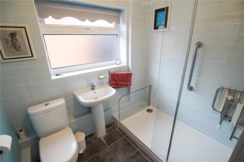 Shower Room.