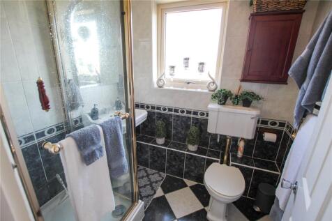 Shower Room.