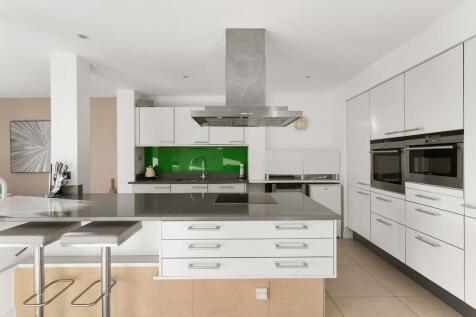 34A Barnton Avenue W