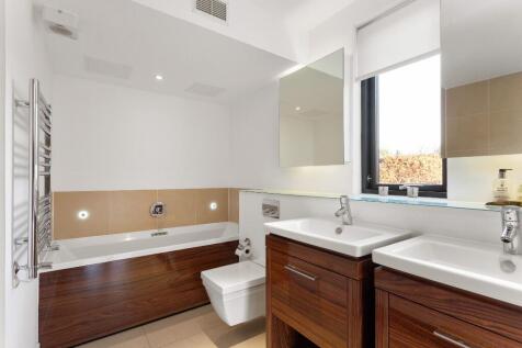 34A Barnton Avenue W