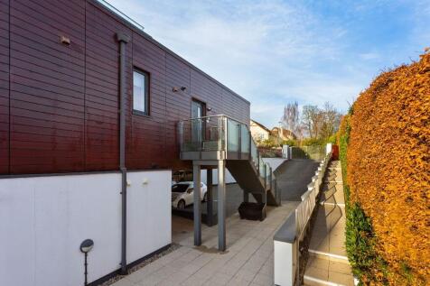 34A Barnton Avenue W