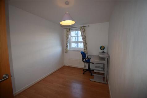 Sinlgle Room/ Study