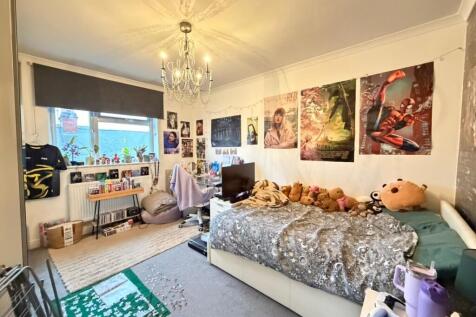 WhatsApp Image 20...