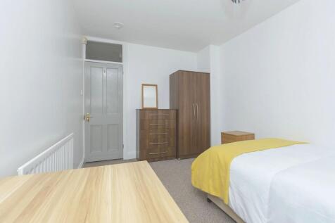 13 HR  v6 med siz...