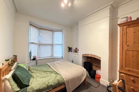 WhatsApp Image 20...