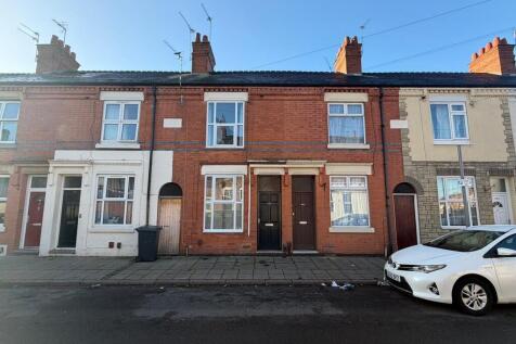 WhatsApp Image 20...