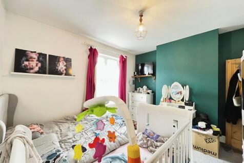 9b8ea142-WhatsApp...