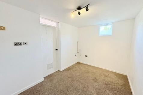 External Utility Store