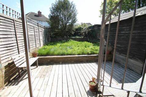 Warwick Road Shared garden.JPG