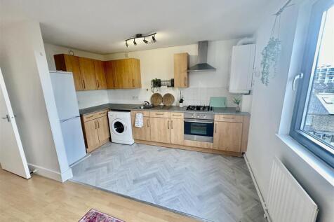 Kitchen new.jpg