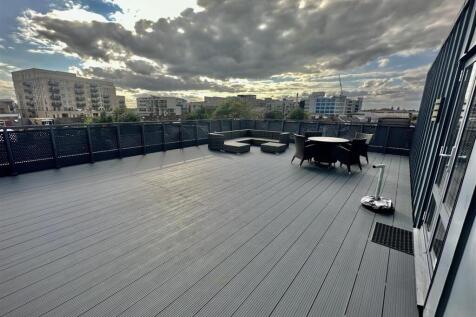 New Balcony pic.jpg
