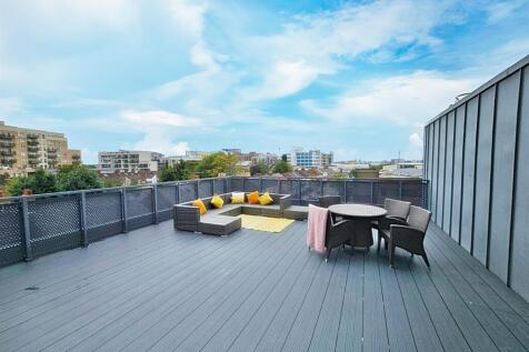 balcony pic number 1.jpg