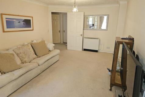 Living Room.jpg