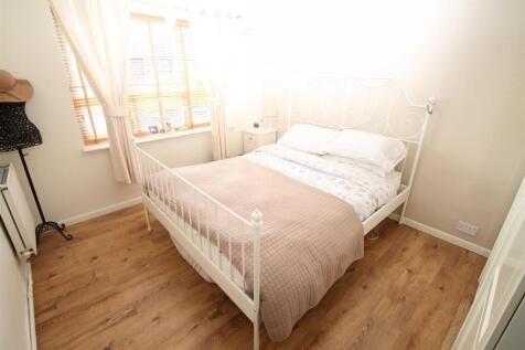 Bedroon 1.JPG