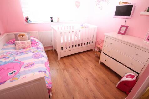 Bedroom 2.JPG