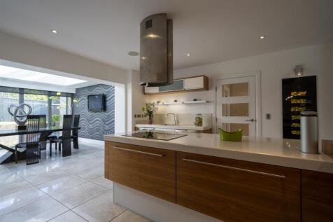 Kitchen / Family Room
