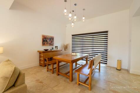Living Room / Family Room