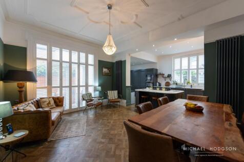 10 Cliffe Park-08.jpg
